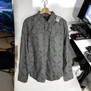 Assassin's Creed NWT Men's Small 100% Cotton Gray Long Sleeved Button Up Shirt